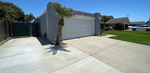 1320 Port Dr, Oxnard, CA 93035-2358