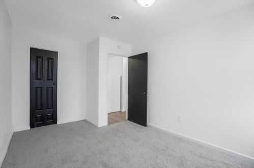 1908 Monongahela Ave, Pittsburgh PA 15218-2467 exterior