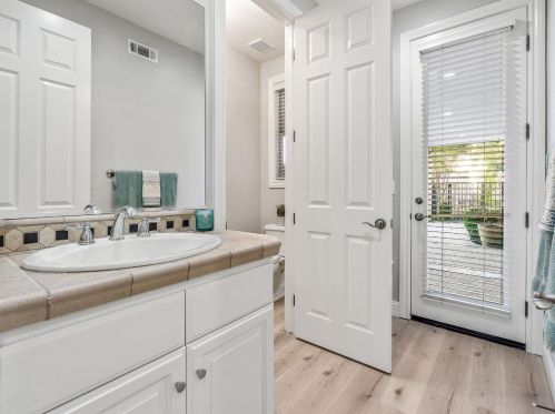 5448 Sur Mer Dr, Folsom CA 95762-7653 exterior