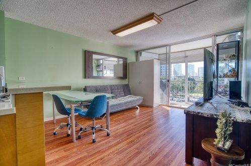 1050 Kinau St, Honolulu, HI 96814-1046