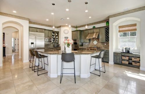 1086 Souza Dr, Folsom CA 95762-7556 exterior