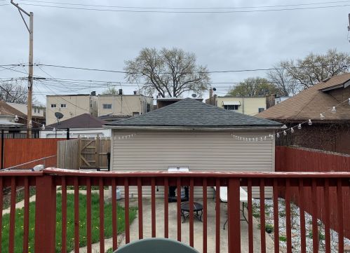 4923 Kamerling Ave, Chicago IL 60651-1812 exterior