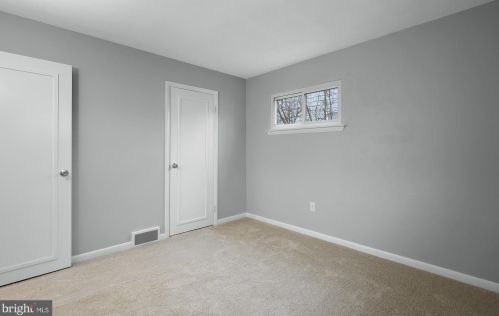 509 Diller Rd, Hanover PA 17331-4806 exterior