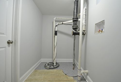 12104 Indiana Ave, Chicago IL  60628-6737 exterior