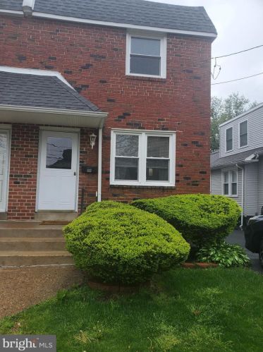 132 Cooke Ave, Manor, PA 19036-1404