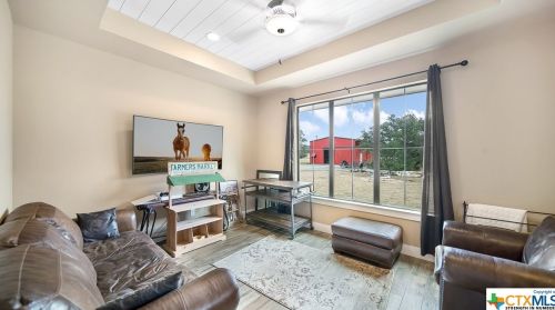 117 Falling Leaves Ct, Spring Branch TX 78070-6373 exterior