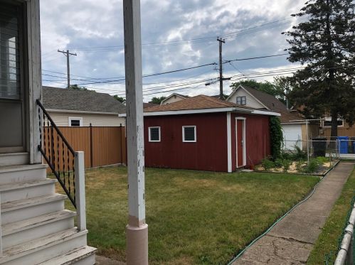 10651 Avenue, Chicago IL 60617-6534 exterior