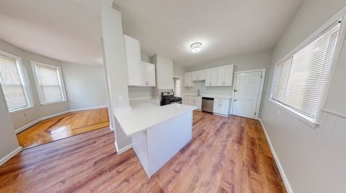 18 Pleasant St, Boston, MA