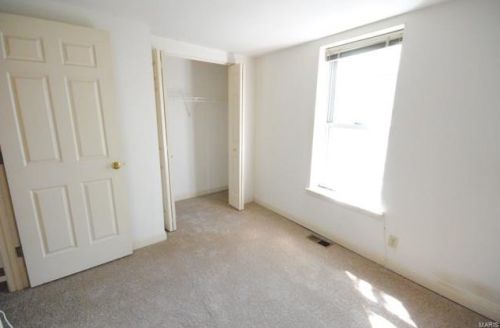 1851 10th St, Saint Louis MO 63104-3959 exterior