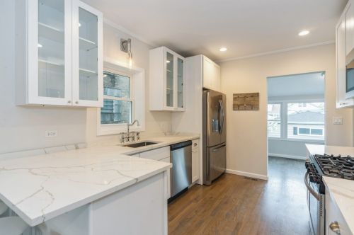 5351 Nottingham Ave, Chicago IL  60638-1011 exterior