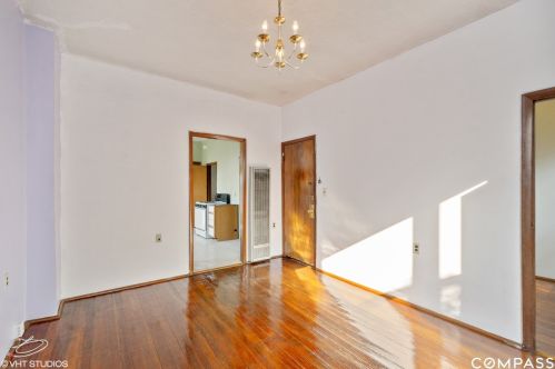 1750 Hoyne Ave, Chicago IL  60647-4903 exterior