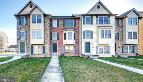 671 Walnut St, Hanover PA  17331-2050 exterior