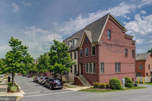 95 Waltman Pl, Washington, DC 20011-1625