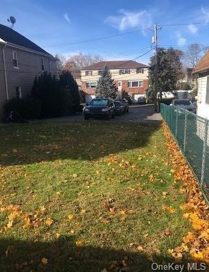 60 Leroy Ave, Valhalla NY 10595-1474 exterior