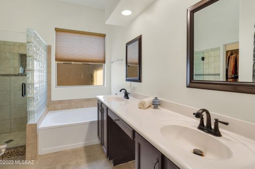 7536 Cosmic Sky Dr, Tucson AZ  85743-5519 exterior