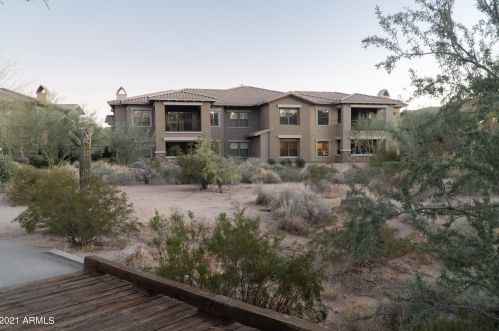 21320 56th St, Phoenix AZ 85054-5401 exterior