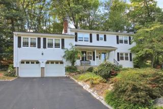 4 Cardinal Ct, Montvale, NJ 07645-2505
