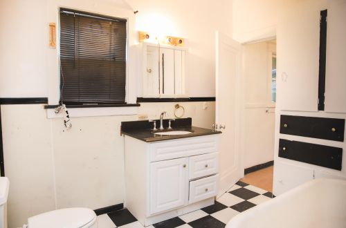 1440 Leahy St, Meskegon MI 49442-5035 exterior