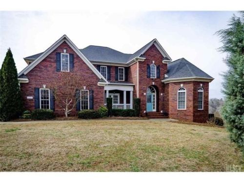 1105 Mayfield Cir, Conover, NC 28613-9368