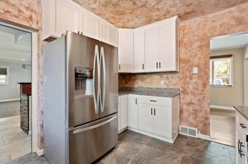 1253 Lakewood Ave, Pittsburgh PA 15229-1729 exterior