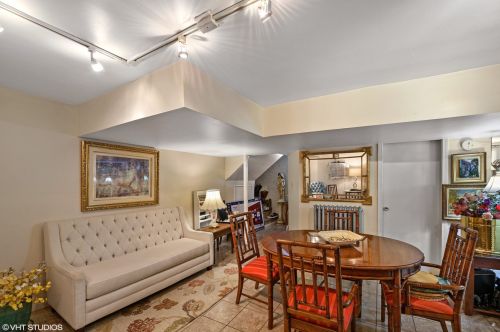 2220 37th St, Chicago IL 60609-1039 exterior