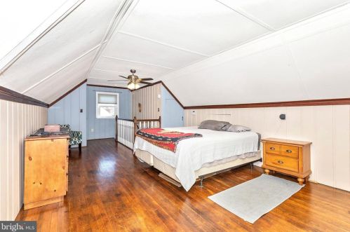 604 Forest Glen Rd, Silver Spring MD 20910-1122 exterior