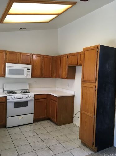 31799 Corte Pollensa, Temecula, CA 92592-3753