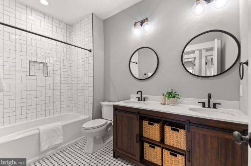 219 Morgan St, Washington DC  20001-1217 exterior