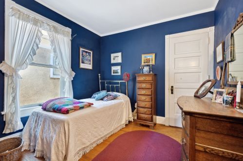 1332 Norwood St, Chicago IL 60660-2415 exterior