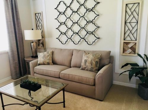 1403 Oceania Dr, Naples FL 34113 exterior