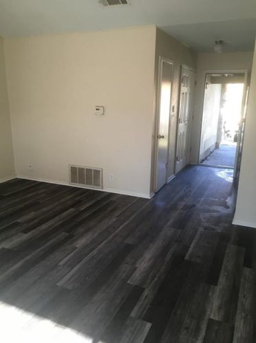 317 Craigmont Dr, Austin TX  78745-4402 exterior