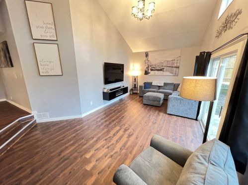 2232 Mangold Ave, Milwaukee WI  53221-4962 exterior