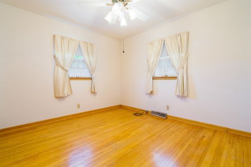 1305 Clara Ave, Joliet IL 60435-3935 exterior