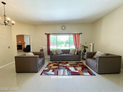 10264 Fox Hunt Ln, Tucson AZ  85737-6931 exterior