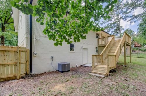 4393 Creek Valley Ct, Atlanta GA  30331-6515 exterior