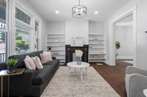 468 Biddle Ave, Pittsburgh PA 15221-3493 exterior