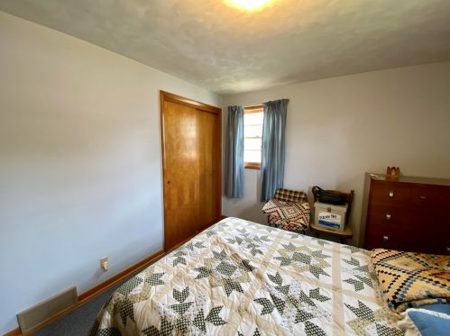 1382 Marlboro Rd, Meskegon MI 49441-3816 exterior