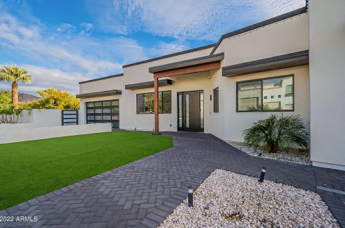 3303 60th St, Phoenix AZ  85018-6706 exterior