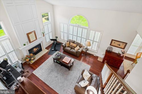 13 Meetinghouse Ct, Princeton NJ 08540-7730 exterior