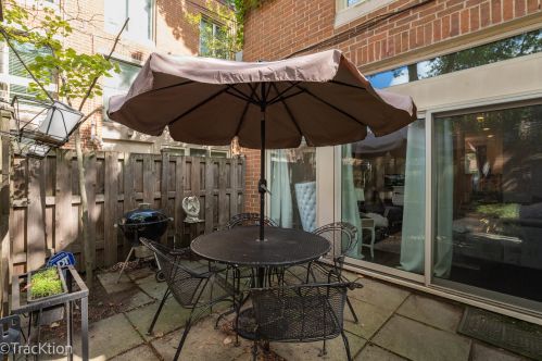 1806 Dayton St, Chicago IL 60614-4309 exterior