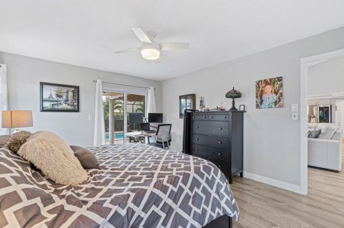 17335 Lake Park Rd, Boca Raton FL 33487-1166 exterior