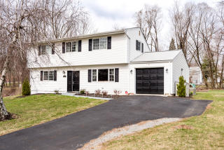 16 Aldebaran Dr, Dover, NJ 07869-2707