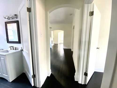 1923 Austin Blvd, Chicago IL 60804-1657 exterior