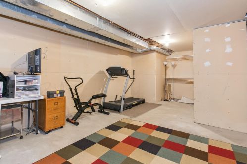 2095 2 St, Saint Paul MN 55110-3208 exterior