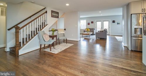 4058 Taney Ave, Alexandria VA 22304-2438 exterior