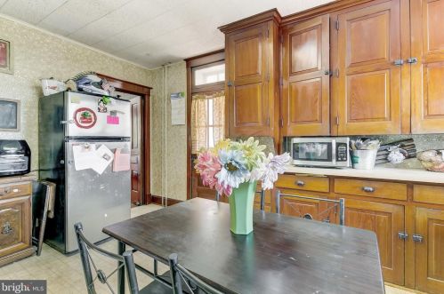 501 King St, Littlestown PA 17340-1612 exterior