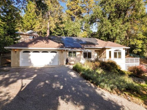 15088 Lorie Dr, Grass Valley, CA 95949-6440