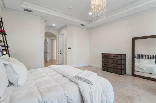 17894 Monte Vis Dr, Boca Raton FL 33496-1057 exterior