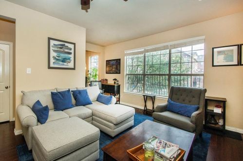 1416 Biltmore Ln, Irving TX exterior