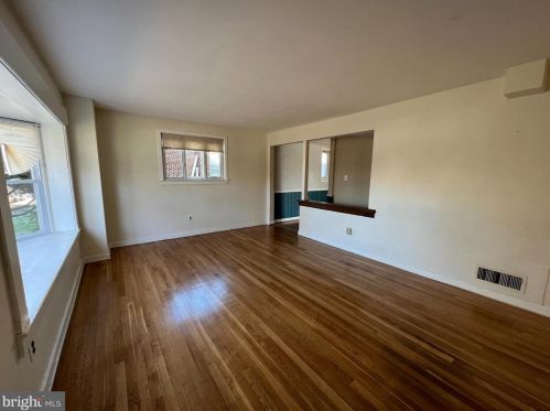 3506 Farthing Dr, Silver Spring MD 20906-4128 exterior